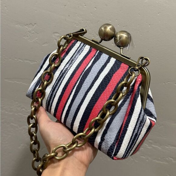 Colorful Striped Handmade Cowhide Big Ball Kisslock Wristlet/Multi Use Handbag - Picture 14 of 15